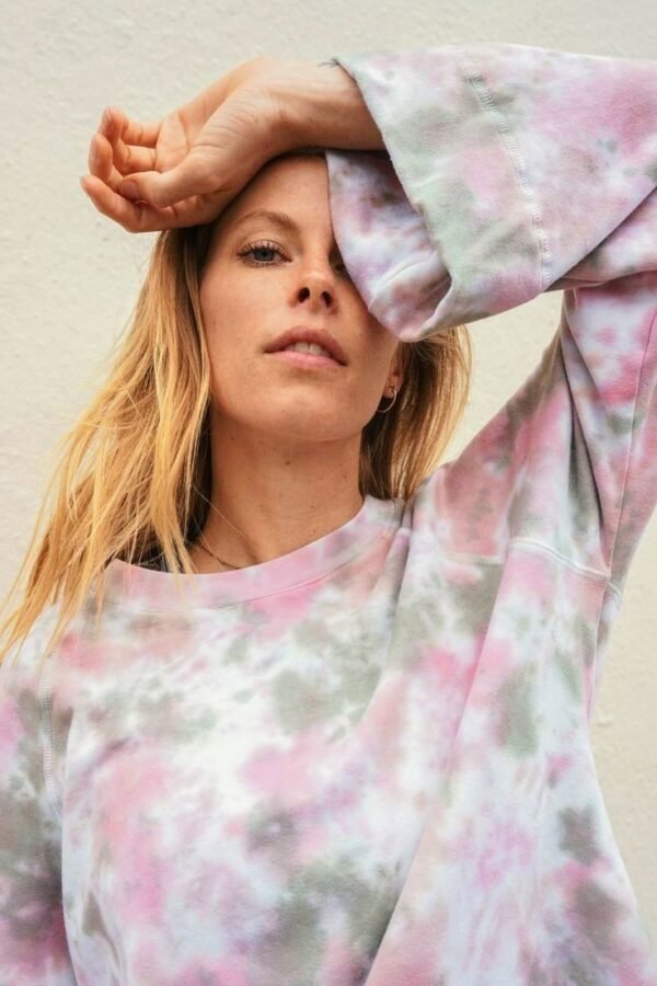 tie dye shirts for women